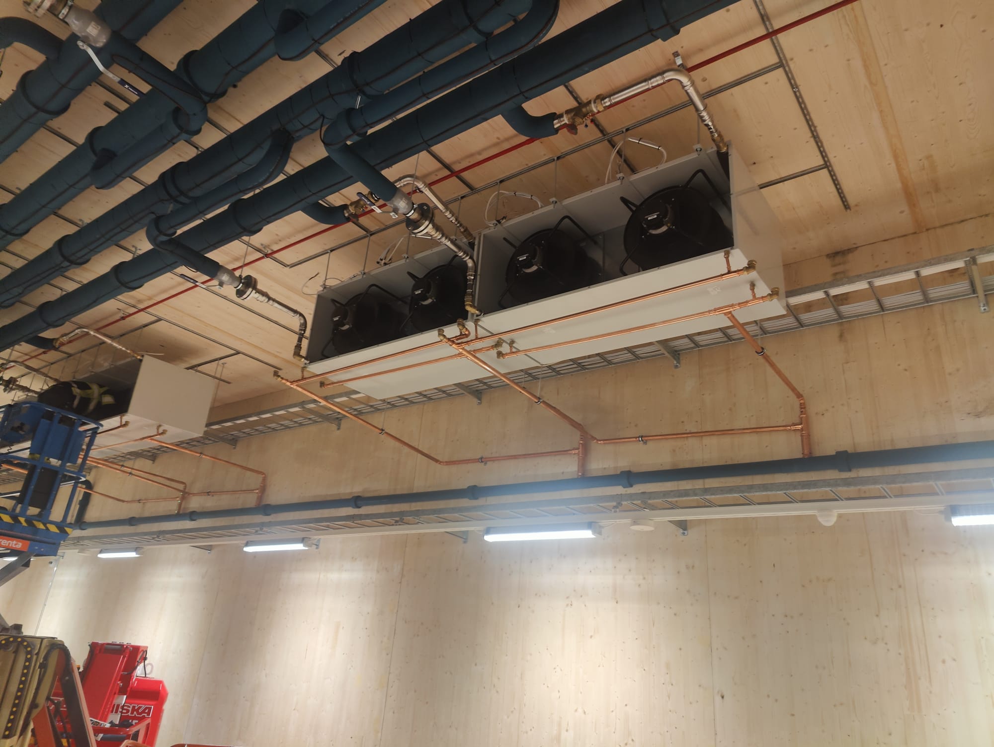 Datacenter cooling installation